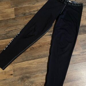 Acrux Black Leggings